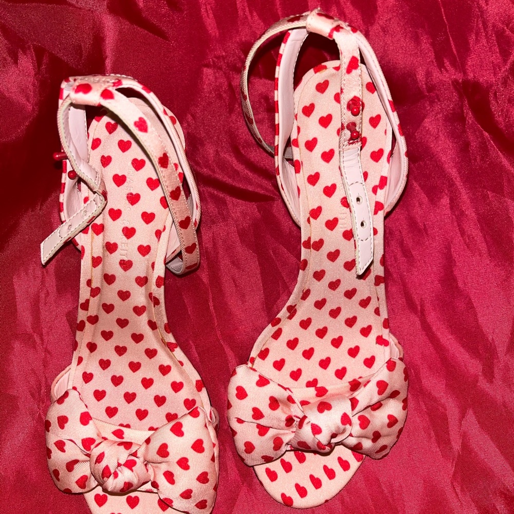 Size 4.5 US or 35 EU• RED/PINK with Heart 👠👡 HEELS•